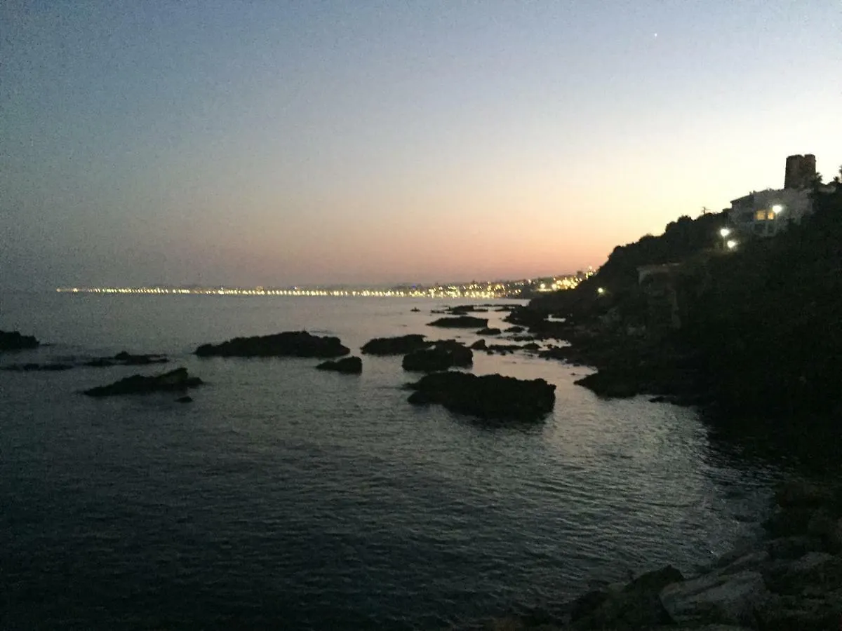 شقة Apartment, 2 Bedrooms, On The Beach, With Pool, Sea Views And Garden -- All Included, Parking & Wifi بينالماذينا إسبانيا