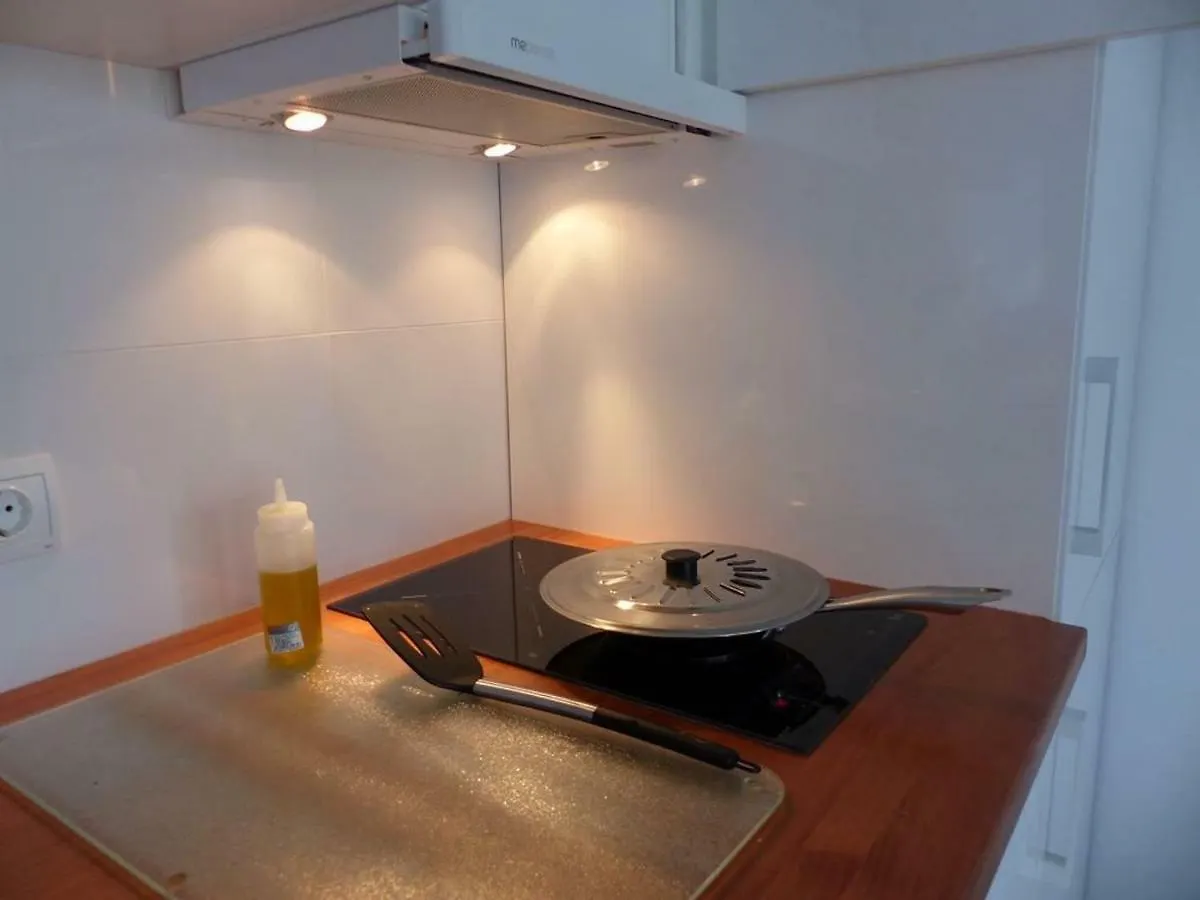 Apartament Apartment, 2 Bedrooms, On The Beach, With Pool, Sea Views And Garden -- All Included, Parking & Wifi Benalmádena
